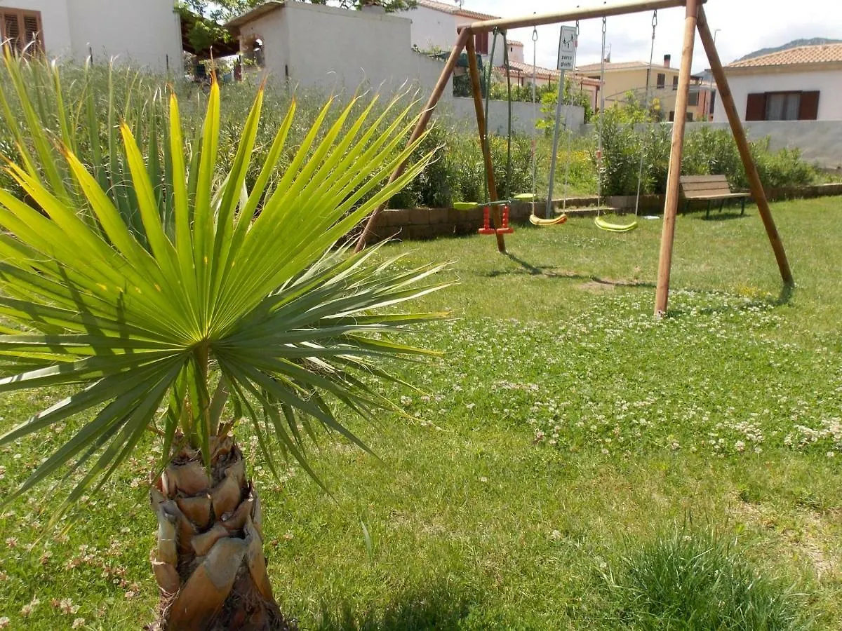 Shardana Blu - Net Zero Home Holiday Girasole Apartment